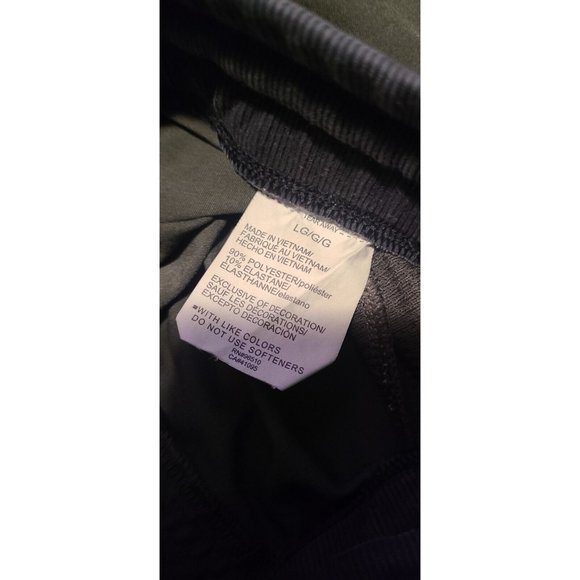 Under Armour Black Fitted HeatGear Size L Men's Training Cargo Shorts EUC - Picture 4 of 4